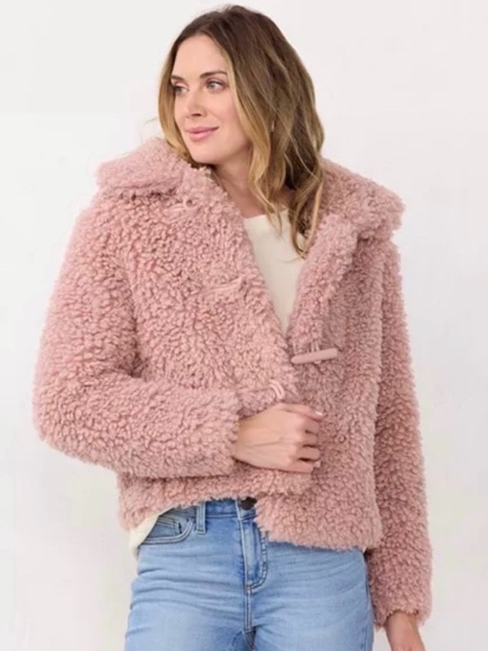 LC Lauren Conrad Jackets & Blazers - NEW LC Lauren Conrad cropped faux fur teddy jacket